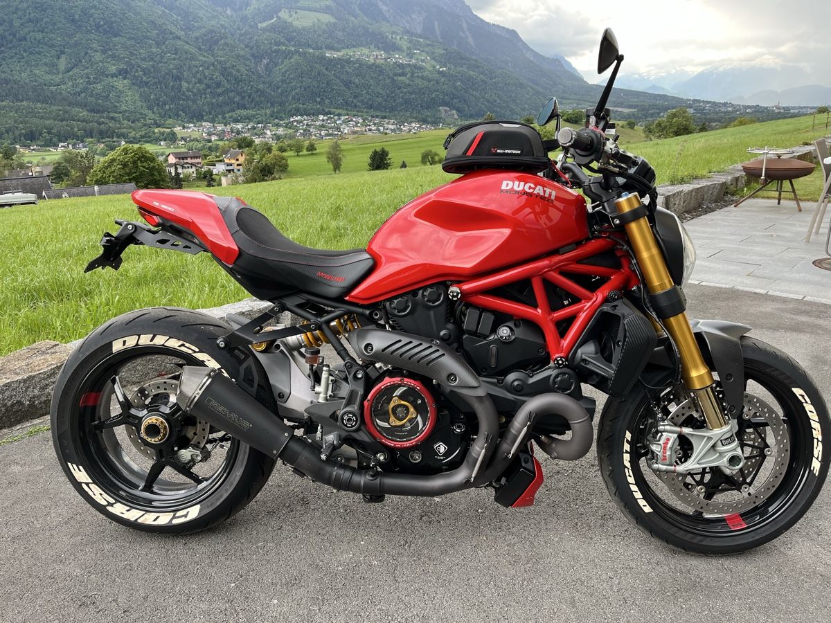 Ducati Strada: Ducati Monster 1200 S – Usato da Schaanwald venduto da Blaax