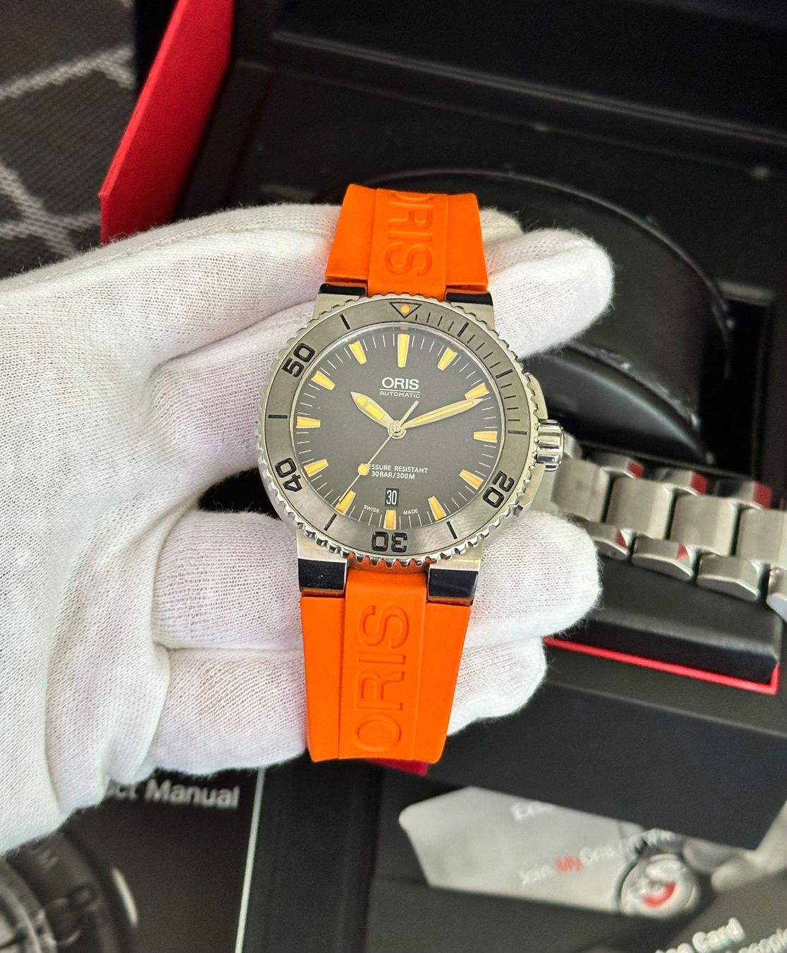 Oris Uhren: Oris Aquis Date 43mm Automatic- Full Set – Gebraucht aus Dielsdorf von HubertE2 1