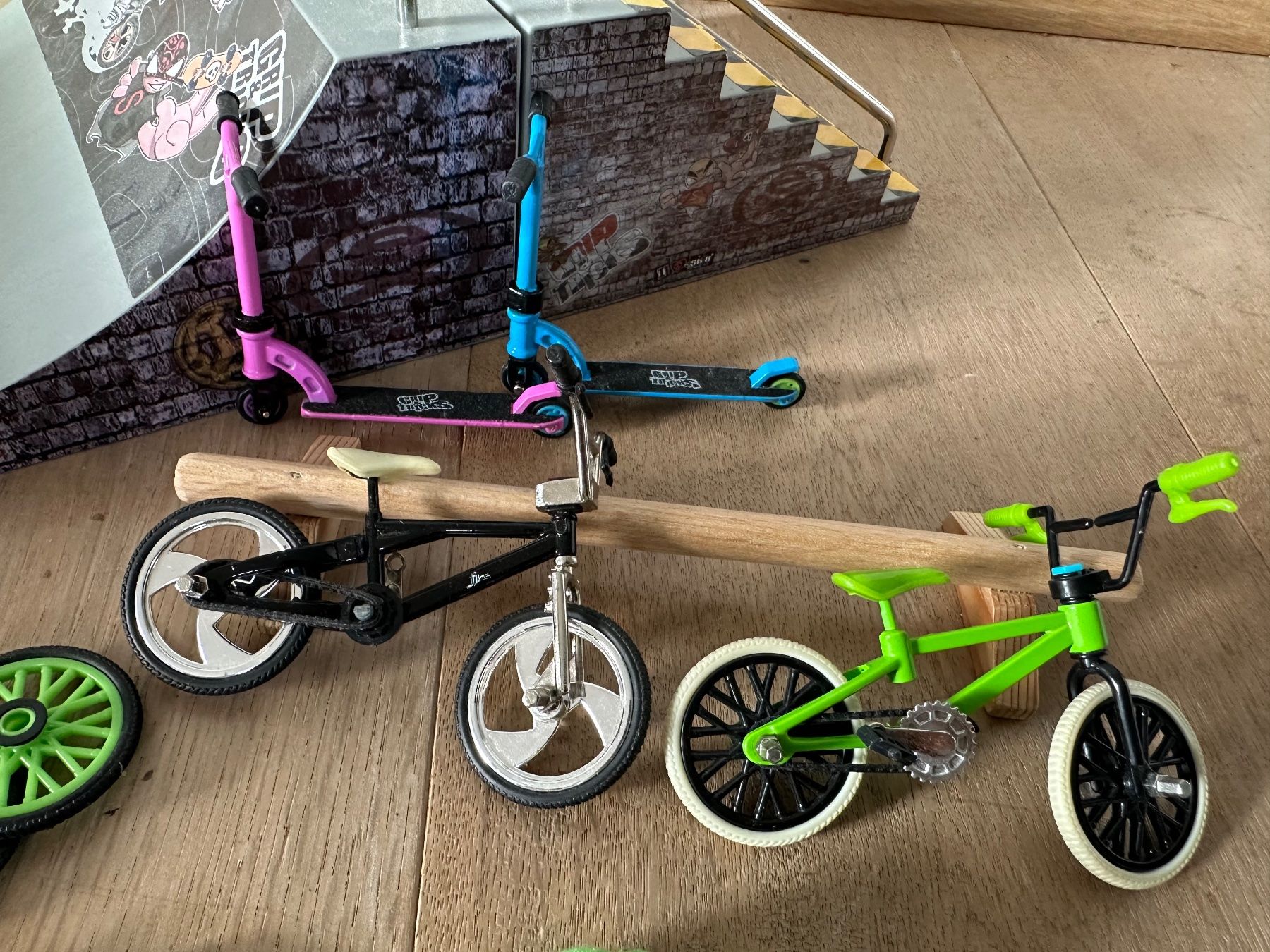 Giocattoli: Fingerboard TechDeck Set – Usato da Bassersdorf venduto da Tscheni3 1