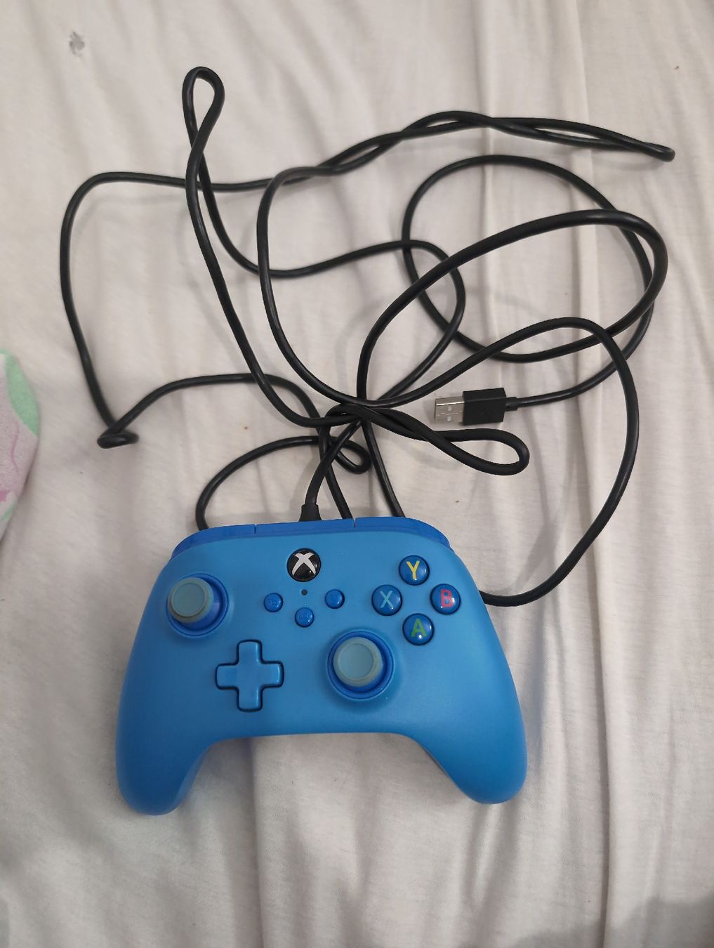 Microsoft Controller: Controller per Xbox cablato blu ottimo stato. – Usato da Lugano venduto da c42_d5hr