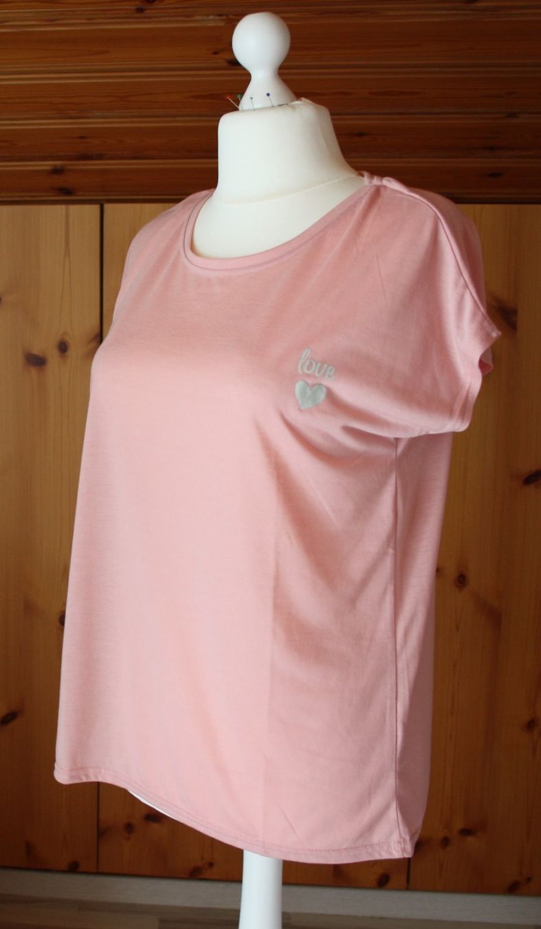 T-shirt: T - Shirt rosa Gr. XL – Usato da Flüelen venduto da Diversicum-Curvy 1