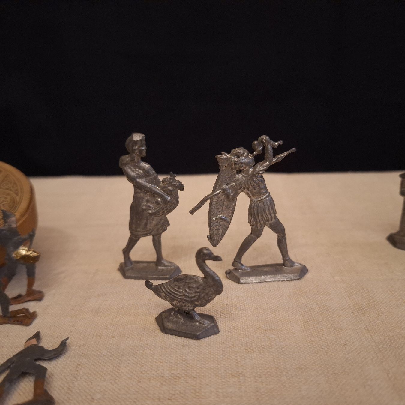 Spielzeuge: Versand möglich! Alte Spielfiguren – Gebraucht aus Winterthur von Goldpipau 3