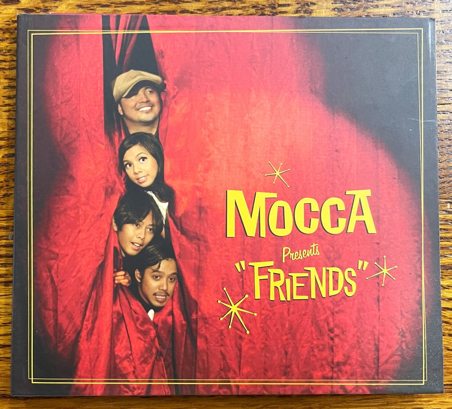 CD: Mocca Presents Friends - CD – Usato da Oftringen venduto da Vucki
