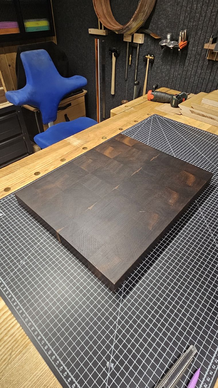 Articoli in legno: schneidebrett hackbrett geräucherte eiche – Nuovo (secondo la descrizione) da Frauenfeld venduto da Simonpuorger 5