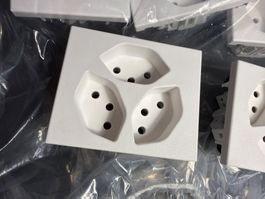 11x Feller Steckdose FLF2-T13 weiss 3-fach 230v