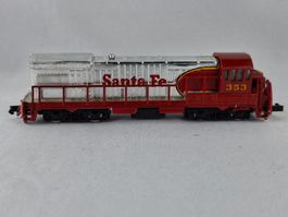 Bachmann 4683 ATSF GE U36B Chrome (DL)