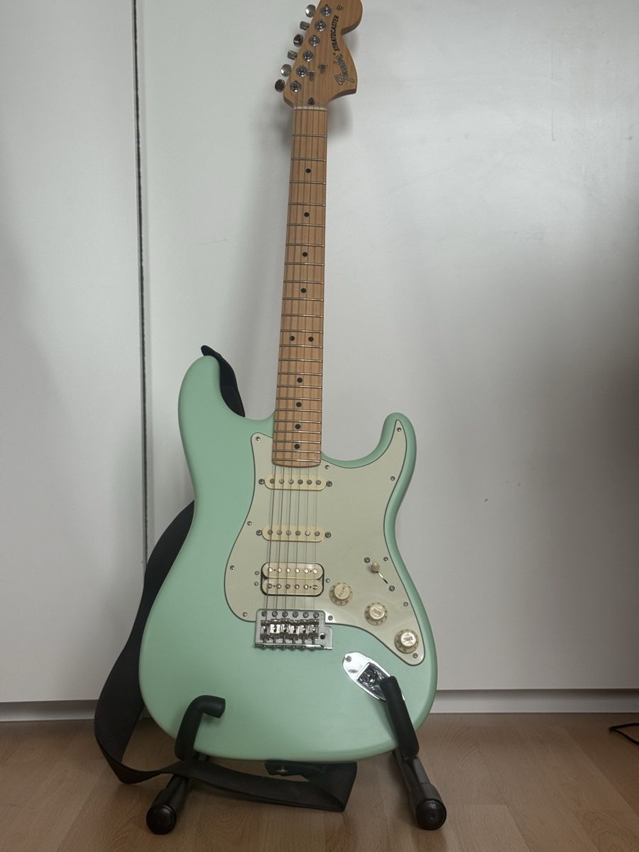 Fender Musikinstrumente: Fender American Performer Stratocaster HSS MN – Gebraucht aus Bettlach von silwerhand