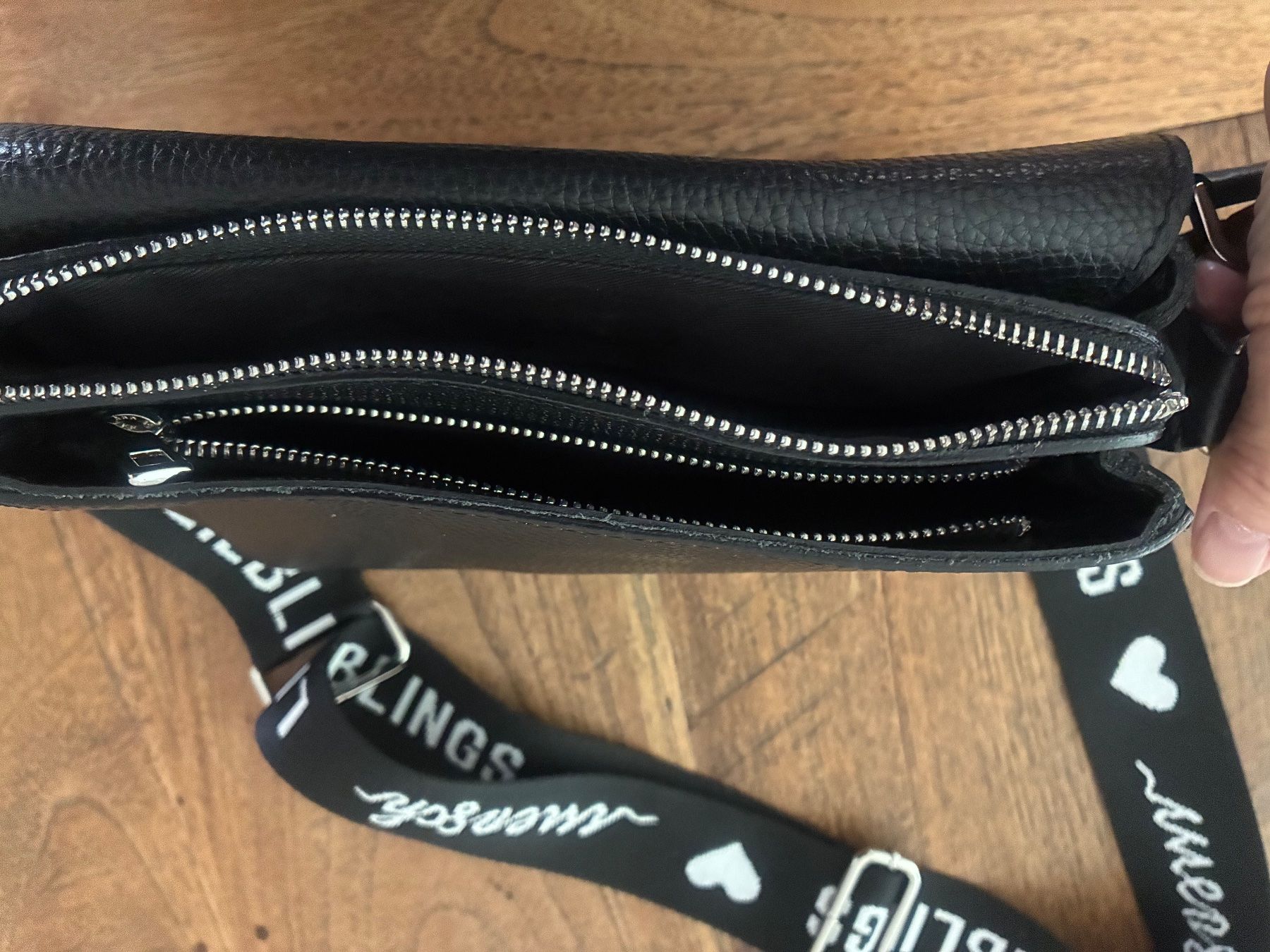 Borse da donna: Schwarze Tasche, wenig gebraucht – Usato da Lachen SZ venduto da hds_j5jx 2