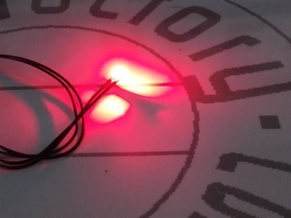 Componenti elettronici: LED SMD 1206, rot, verkabelt 12V – Nuovo (secondo la descrizione) da Luzern venduto da Salefactory 1
