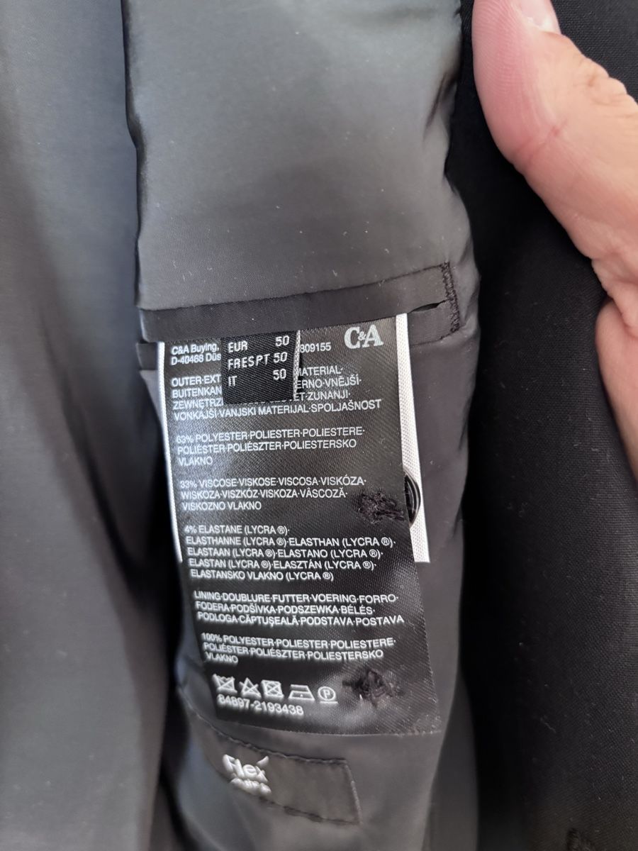 C&A Jacken: C&A Slim Fit Flex Blazer, Size 50, Black – Neu (gemäss Beschreibung) aus Zürich von Grothschild 3