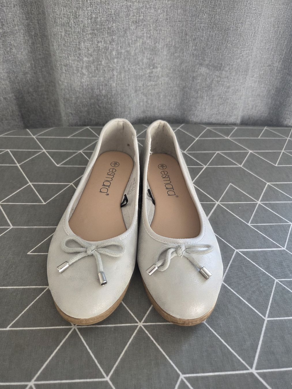 Scarpe da donna: Ballerinas hellgrau Grösse 38 – Usato da Alterswil FR venduto da Agape07