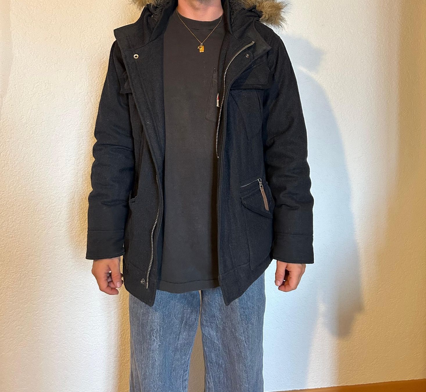 Billabong Giacche: Billabong Winterjacke mit Fellkaputze – Usato da St.Gallen venduto da dopplerhofer3121 1