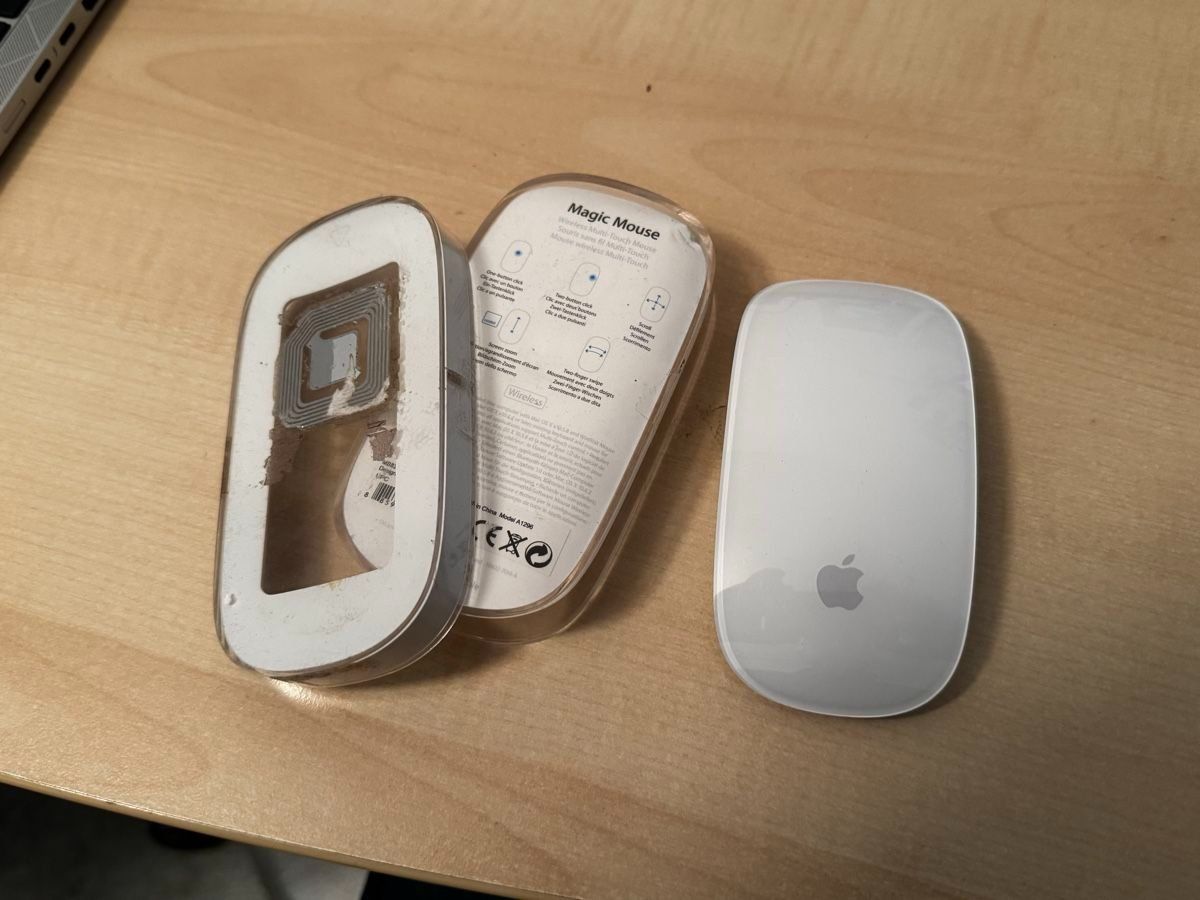 Apple Mouse: Apple Kabellose Maus – Usato da Arisdorf venduto da comestibles