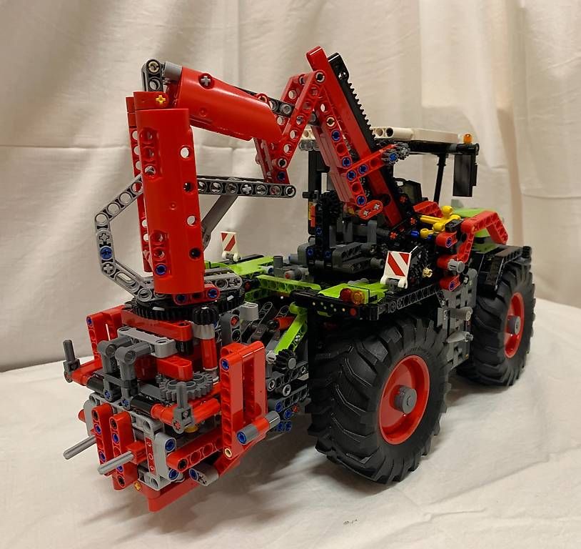 Lego Baukästen: CLAAS XERION 5000 TRAC VC Lego Technic – Gebraucht aus Meikirch von meineangebote 3