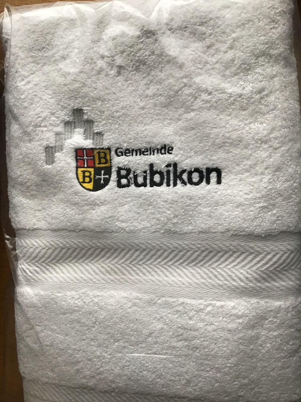 Teli da bagno: Bade-/Duschtuch, „Gemeinde Bubikon“ – Nuovo e nell'imballaggio originale da Rüti ZH venduto da Phaeton10 1