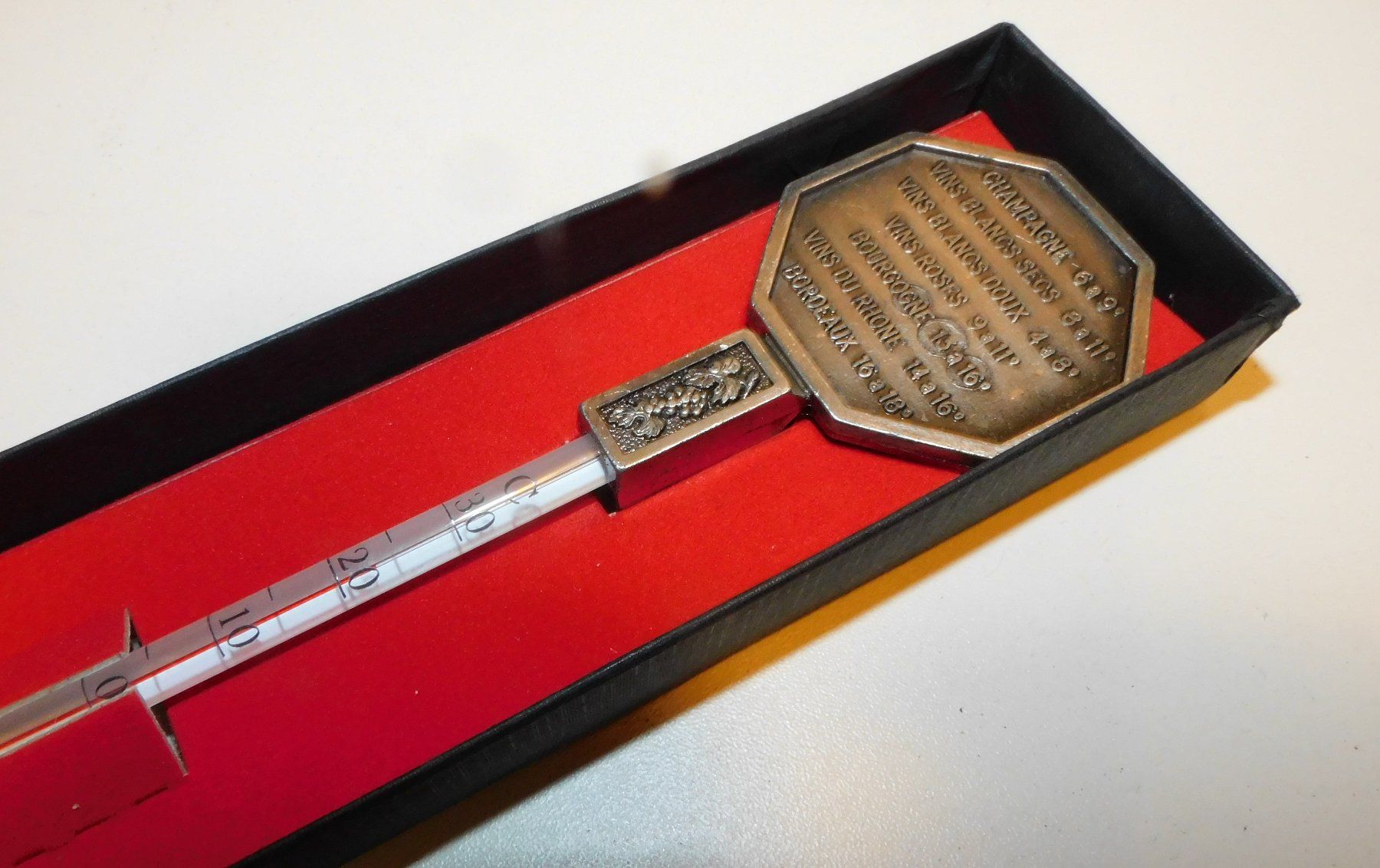 Sonstiges für Haushalt & Wohnen: Weinthermometer Zinn Thermometer mit Gradvorgaben – Gebraucht aus Sursee von 76 5