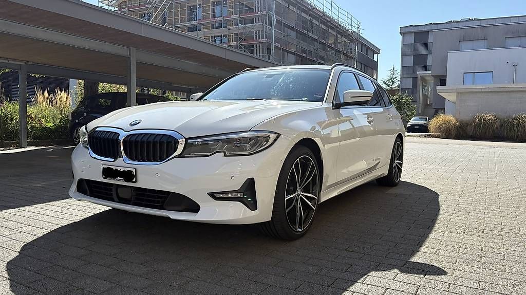 Autos: BMW 320d xDrive Touring Unfallfrei – Gebraucht aus Dagmersellen von Luca974 2
