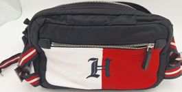 Bauchtasche Tommy Hilfiger rot weiss blau neuwertig