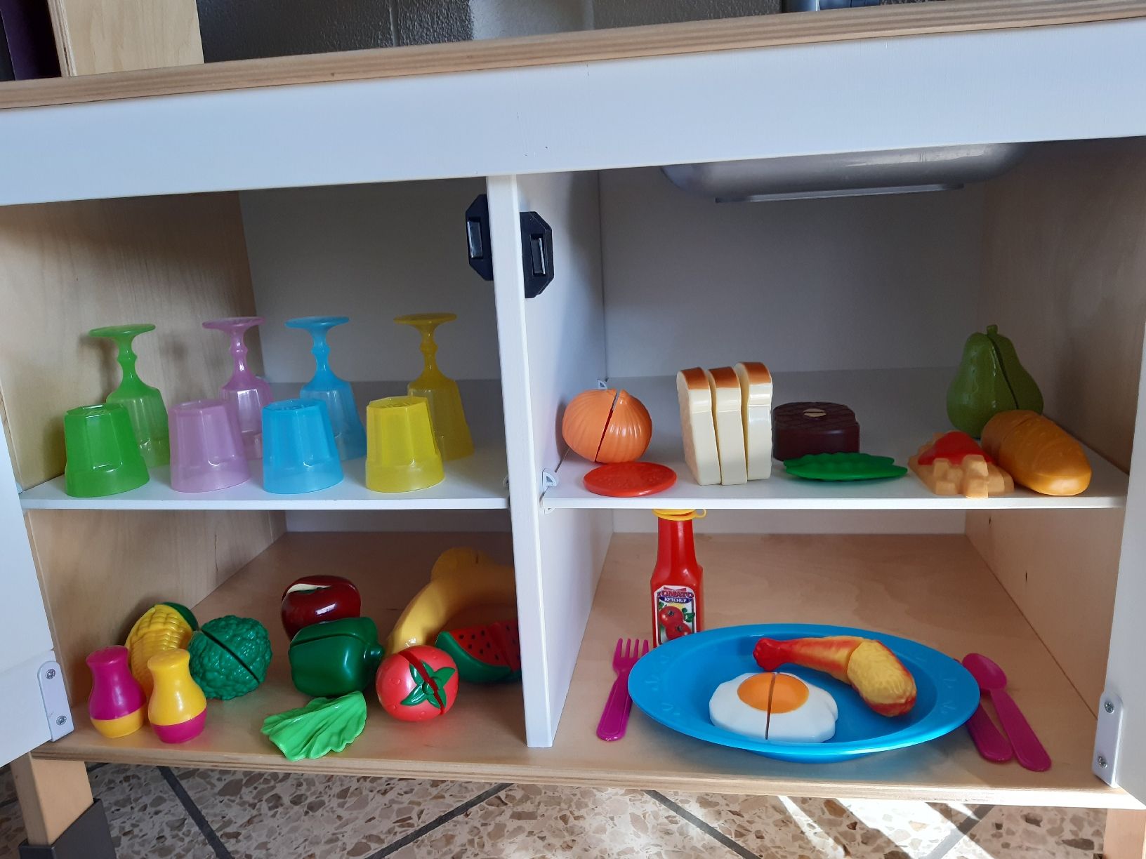 Cucine complete: Kinderküche aus Holz – Usato da Spiegel b. Bern venduto da hopplas 6
