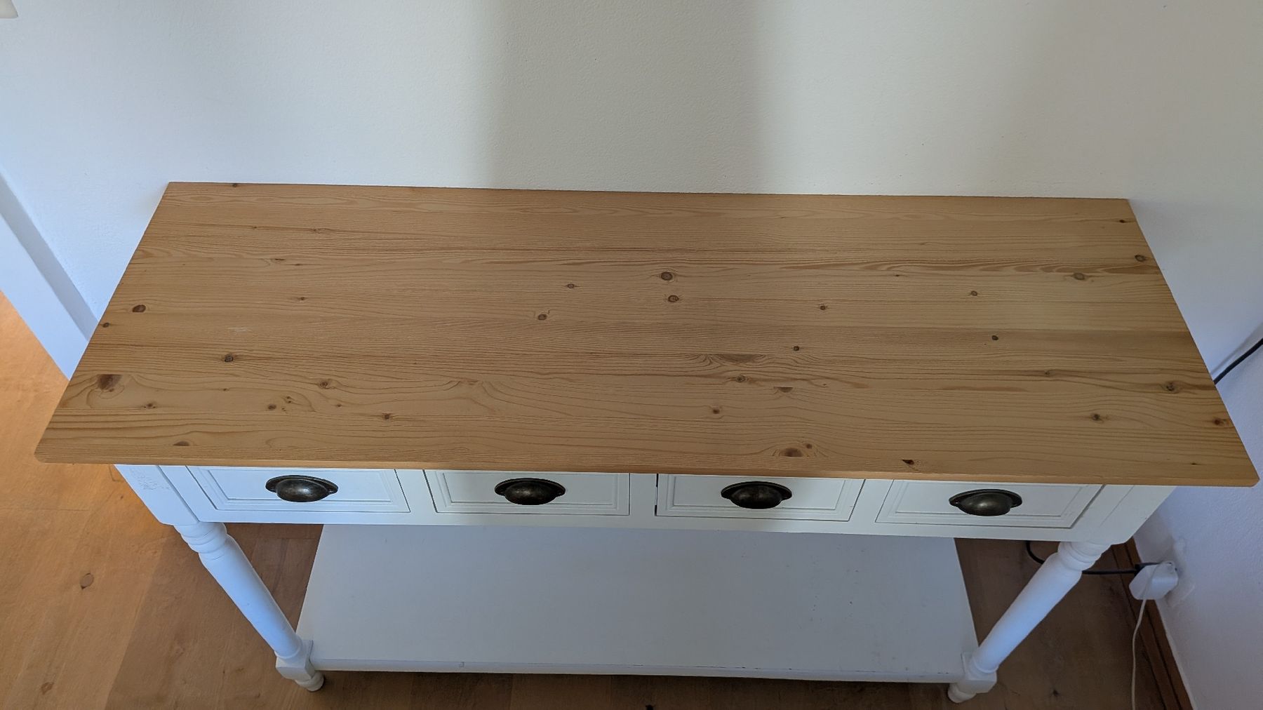 Cassettiere: Sideboard mit 4 Schubladen – Usato da Hirzel venduto da Mr.Boots 1