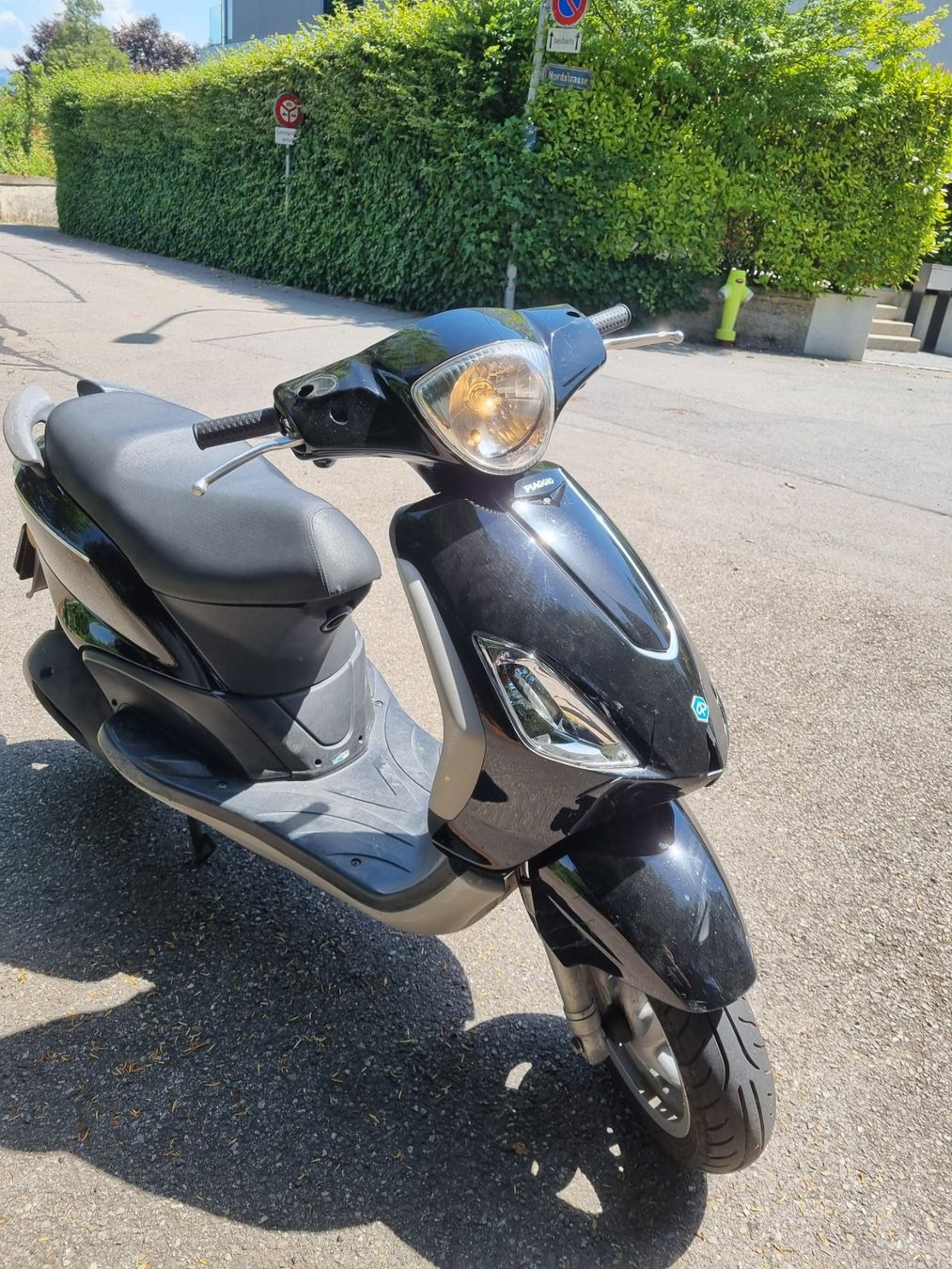 Piaggio Scooter: Piaggio fly , mit Front Schaden – Difettoso da Wädenswil venduto da Patriots 3