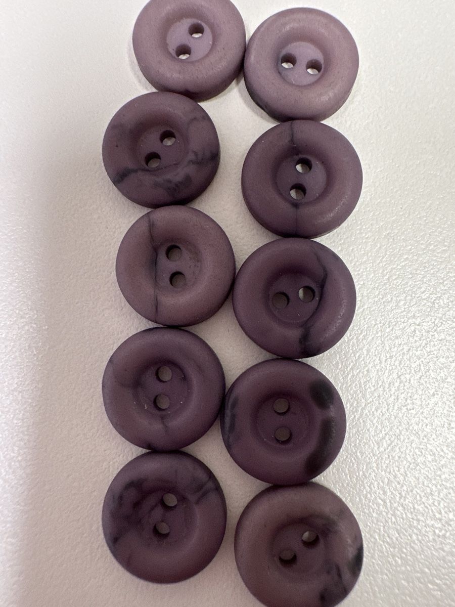 Knöpfe: 10 schöne Knöpfe violett vintage – Neu (gemäss Beschreibung) aus ZÜRICH von kat_k6zp
