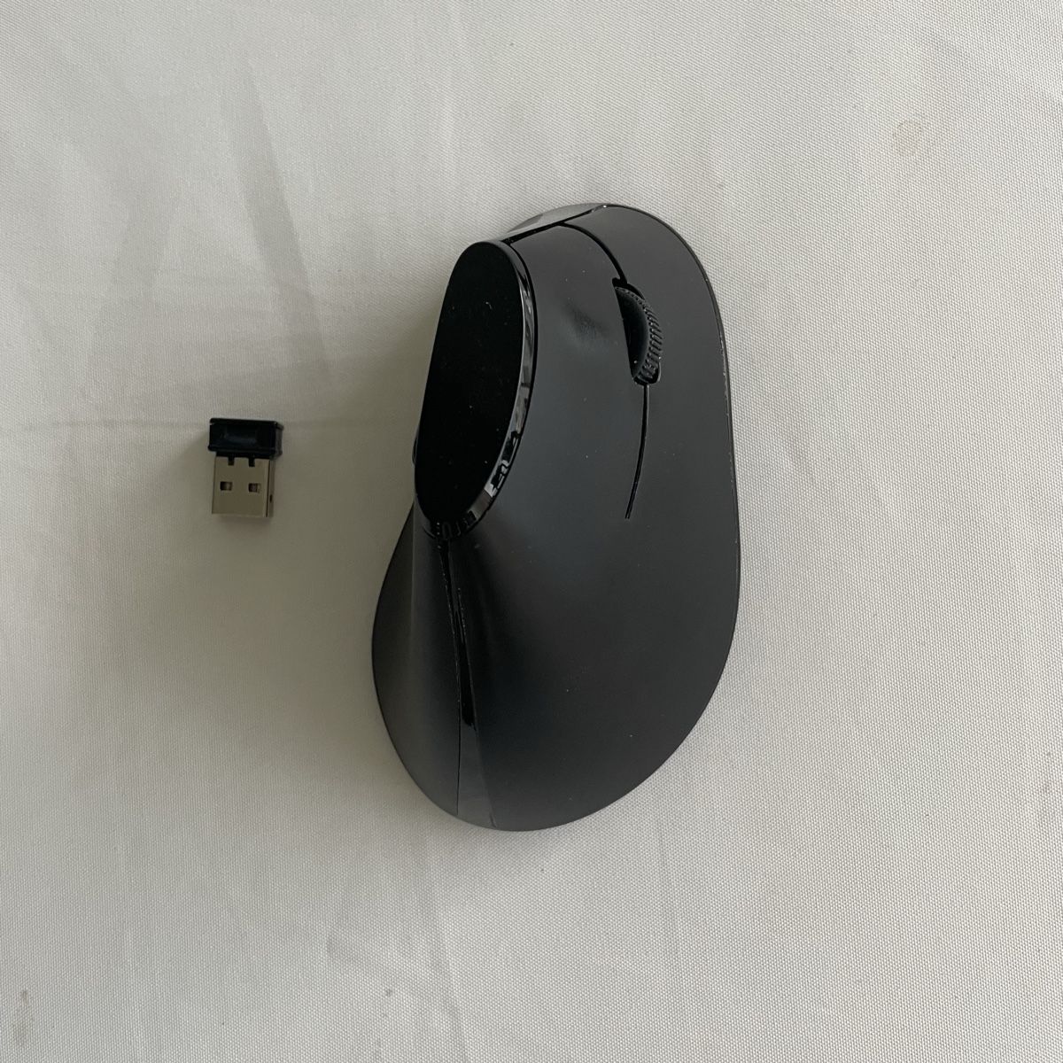 Maus: Delock Ergonomische Maus – Neu (gemäss Beschreibung) aus Utzenstorf von beatrice.ch 1
