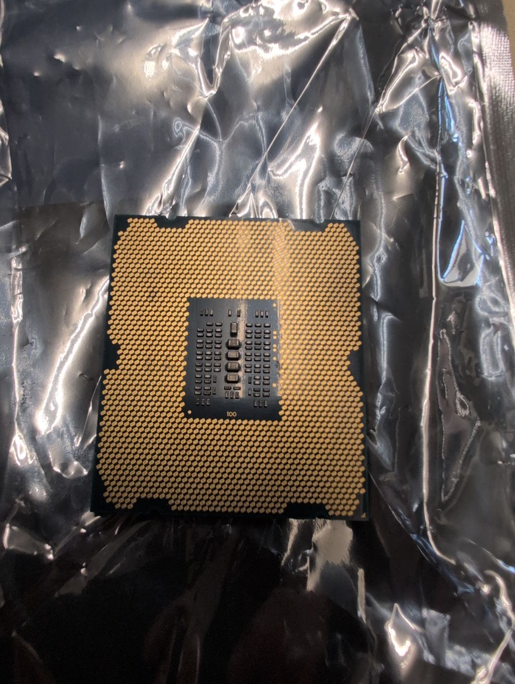 Intel Serveurs: Intel Xeon E5-2620 v2 2.1GHz OCC. – D'occasion à Malters par Ruemlibart 1
