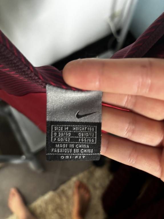 Tops: Top de sport nike – Gebraucht aus Châtel-St-Denis von leacherre 2
