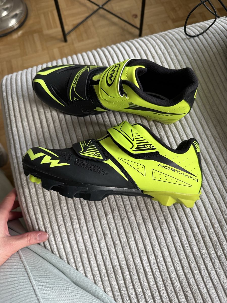 Northwave Scarpe da donna: Chaussures northwave spike evo avec cales – Usato da Vernier venduto da Maldita.Plants