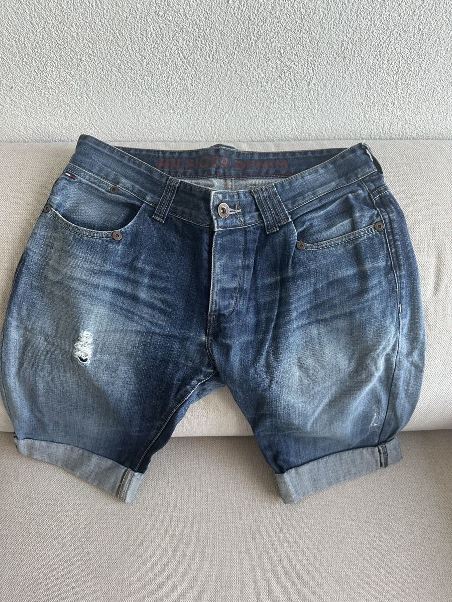 Tommy Hilfiger Pantaloni: Tommy Hilfinger Hose Shorts – Usato da Zürich venduto da tom_8phz