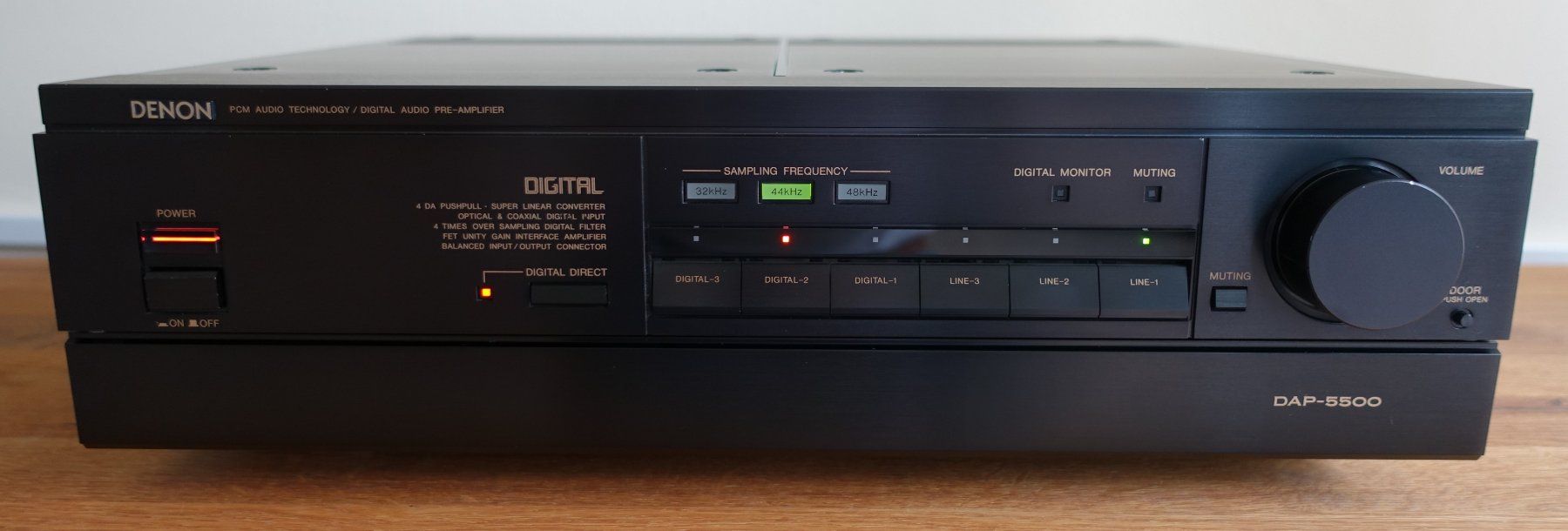 Denon Amplificatori: Denon DAP-5500 – Usato da Zürich venduto da Makemake 4