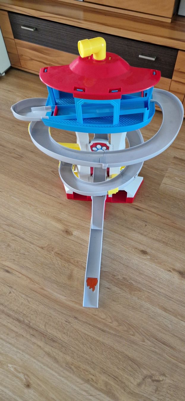 Spielzeuge: Paw Patrol Turm – Gebraucht aus Ganterschwil von Sunne6 1