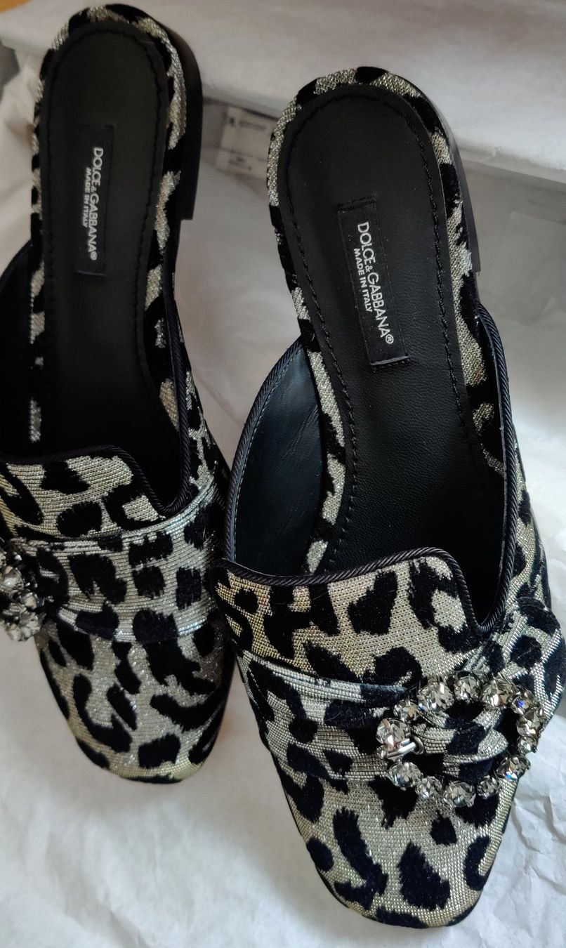 Dolce & Gabbana Scarpe da donna: DOLCE GABBANA  Crystal Embellished Leather Mules – Nuovo e nell'imballaggio originale da Zollikon venduto da ces-chic 3