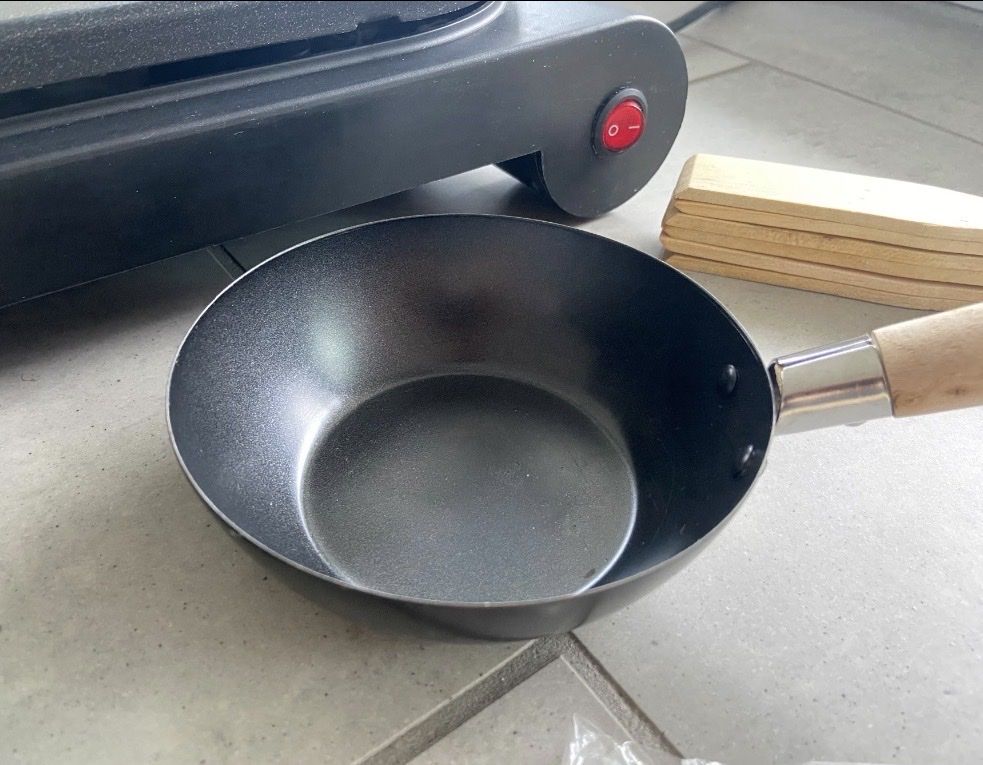 Elettrodomestici da cucina: ensemble complet de Wok Party, – Usato da Granges VS venduto da Mapern 3
