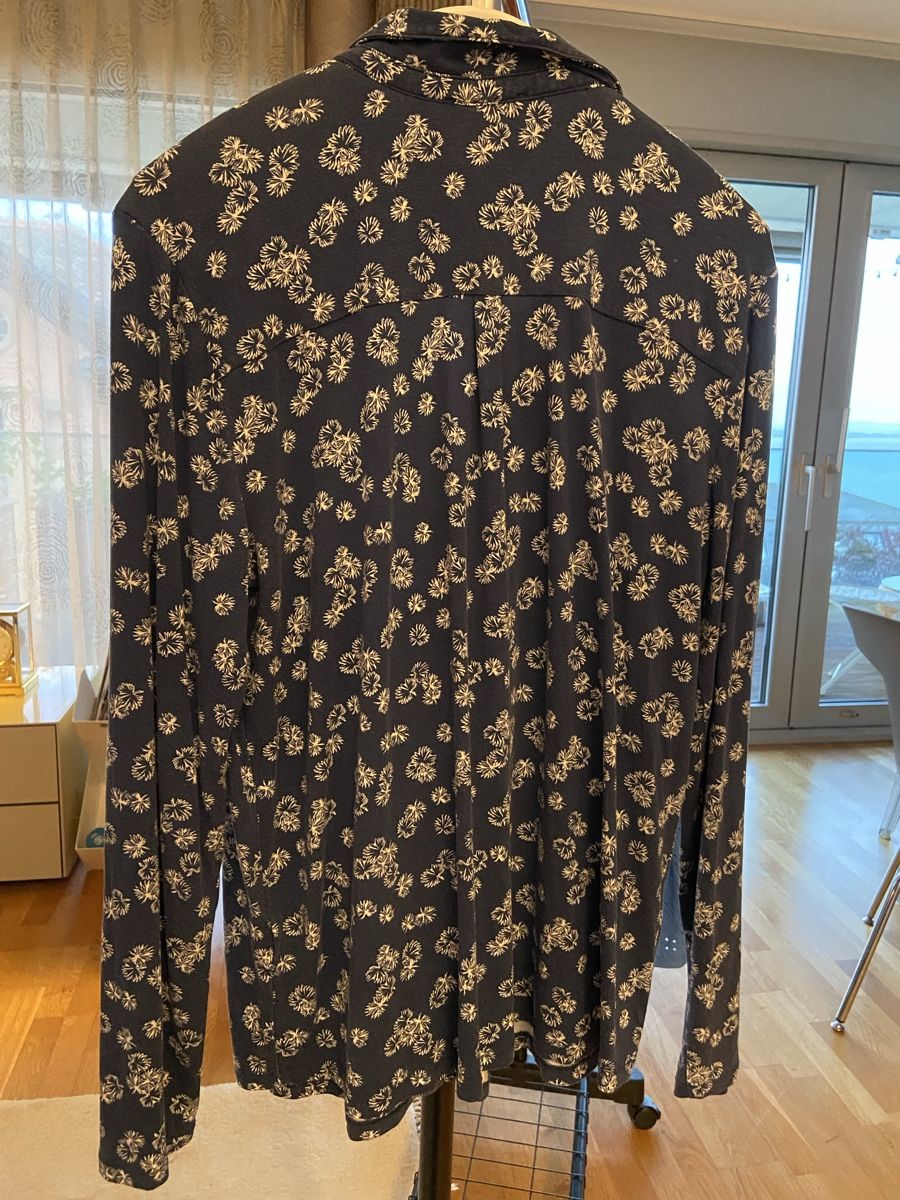 Caroll Camicette: Chemisier à fleurs CAROLL, taille 38 – Usato da Neuchâtel venduto da lu7_9rs7 1