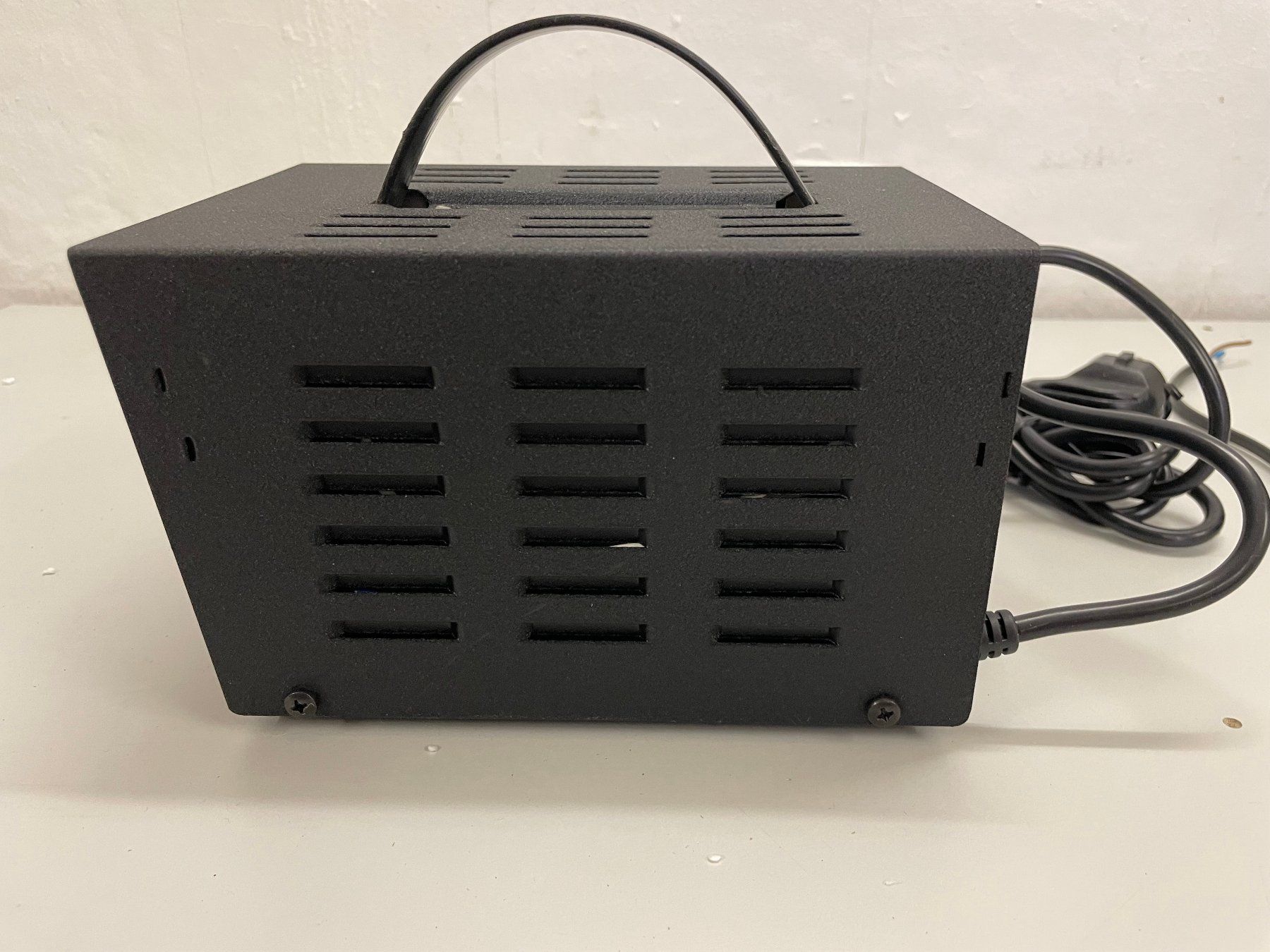 Convertitori: convertisseur  ,transformateur 220volts /110volts – Nuovo (secondo la descrizione) da La Croix (Lutry) venduto da netrajet 1