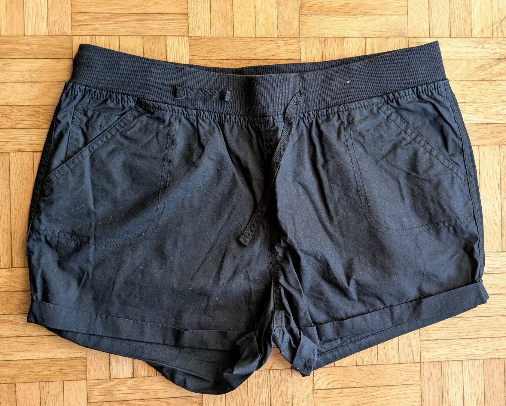 H&M Hosen: Hotpants/ Shorts leicht Gr. 36 – Neu und originalverpackt aus Grüningen von mangaka