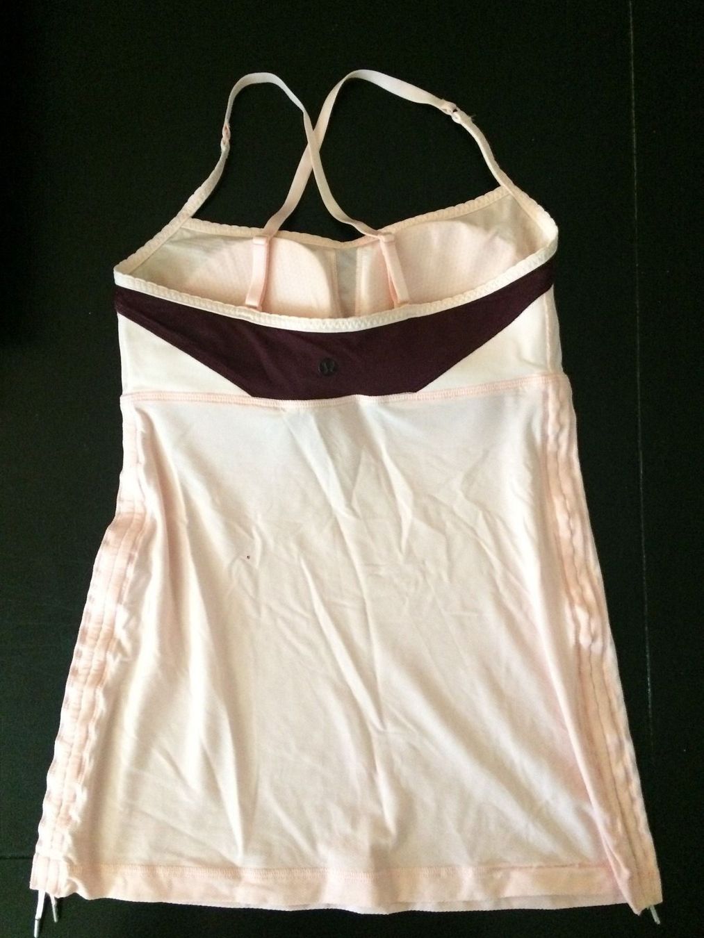Lululemon Top: Magnifique top Lululemon bordeau rose – Nuovo (secondo la descrizione) da Satigny venduto da Helene2014 2