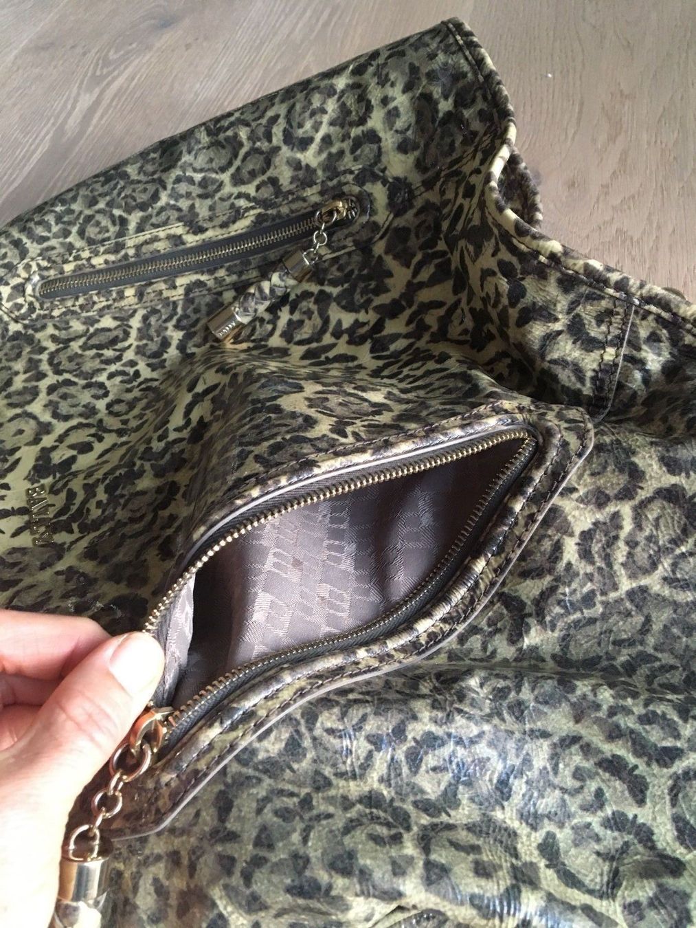 Bally Sacs femmes: Neue Ballytasche mit coolem Design – Neuf (Voir description) à Winkel par Flyhy2020 5