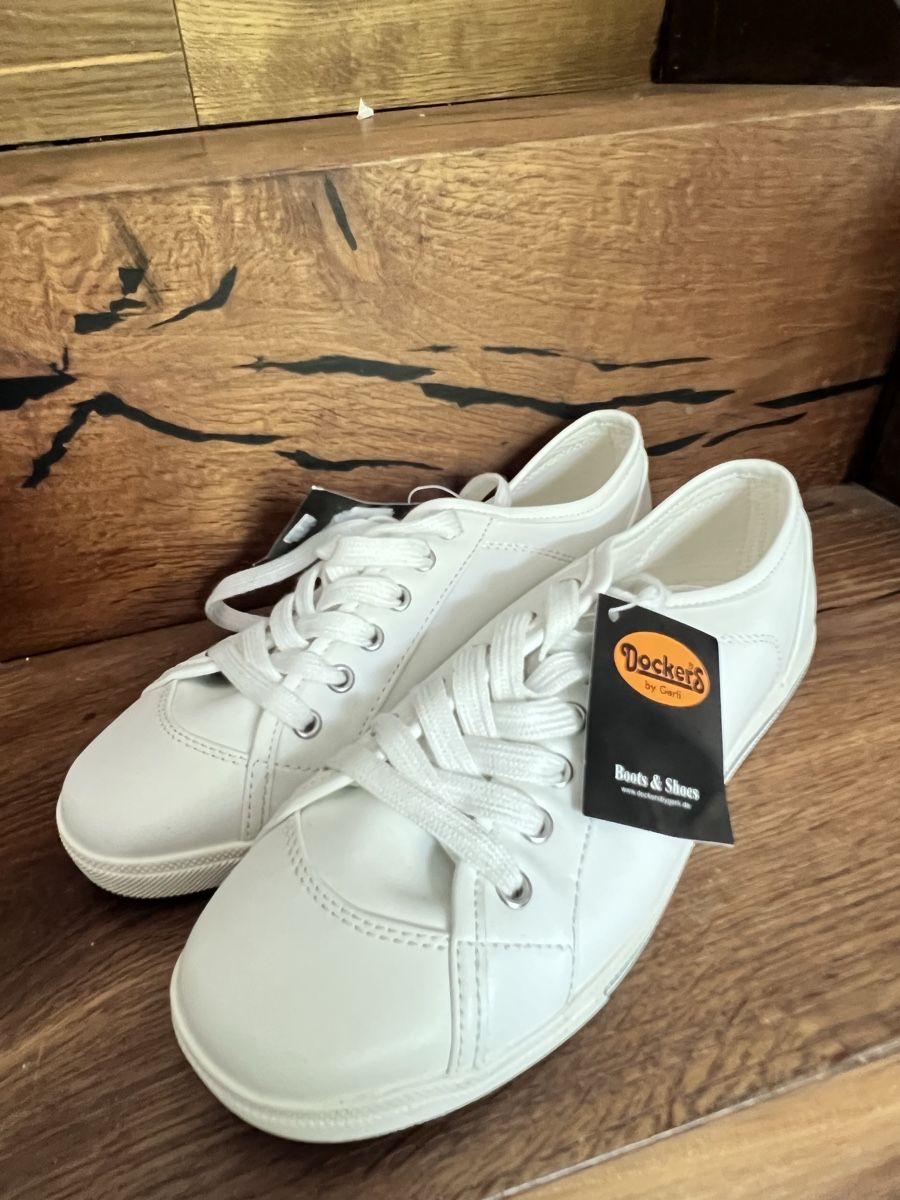 Scarpe da donna: Damen Turnschuhe weiss Grösse 39 Docker's – Nuovo (secondo la descrizione) da Unterterzen venduto da syllalex