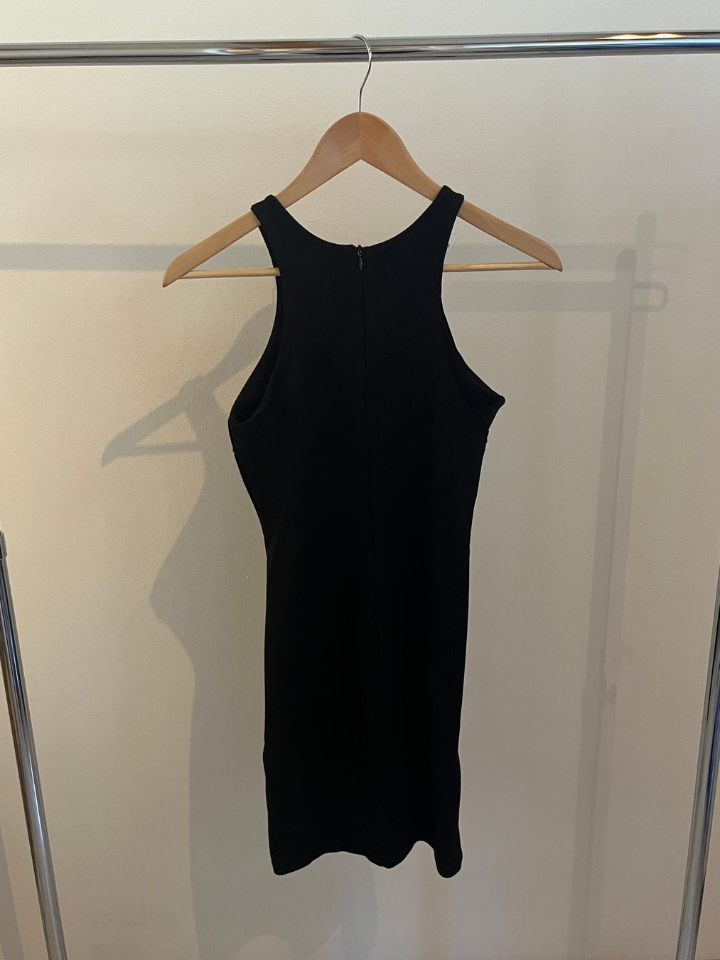 Guess Kleider: Robe noire, Guess – Gebraucht aus Savagnier von taianab 6