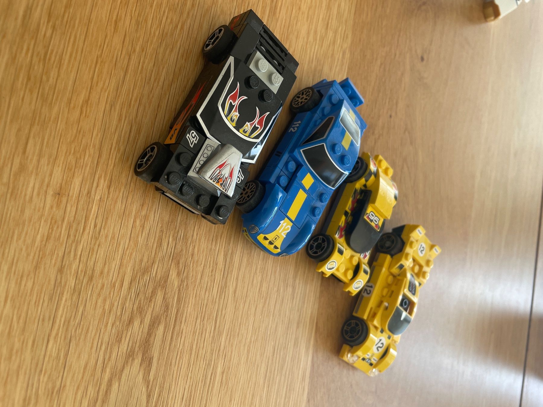 Lego Baukästen: Lego: Lot de 4 voitures de course vintage – Gebraucht aus Le Vaud von Guillaume-1988 1