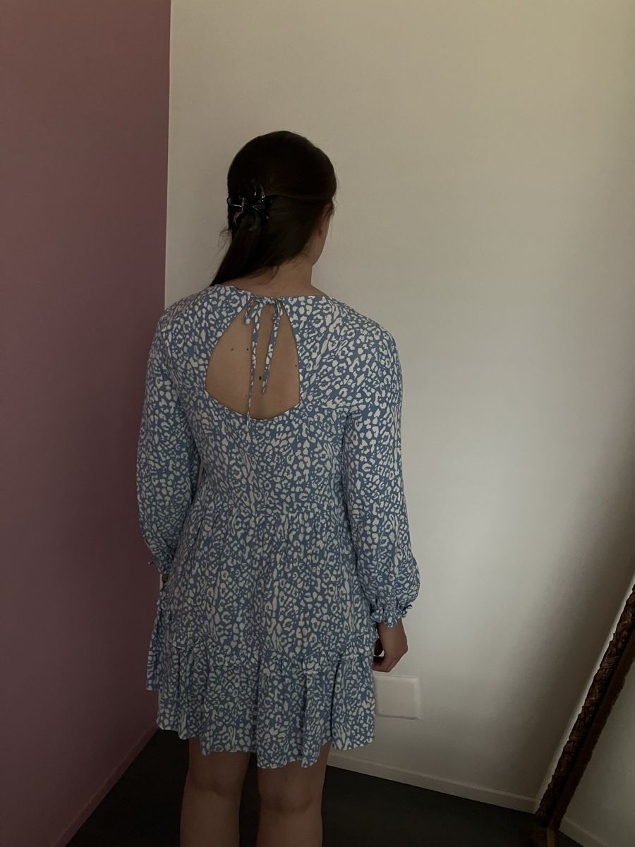 Zara Vestiti: Sommerliches Minikleid mit blauem Muster, Grösse M – Nuovo e nell'imballaggio originale da Flurlingen venduto da Tobia04 1