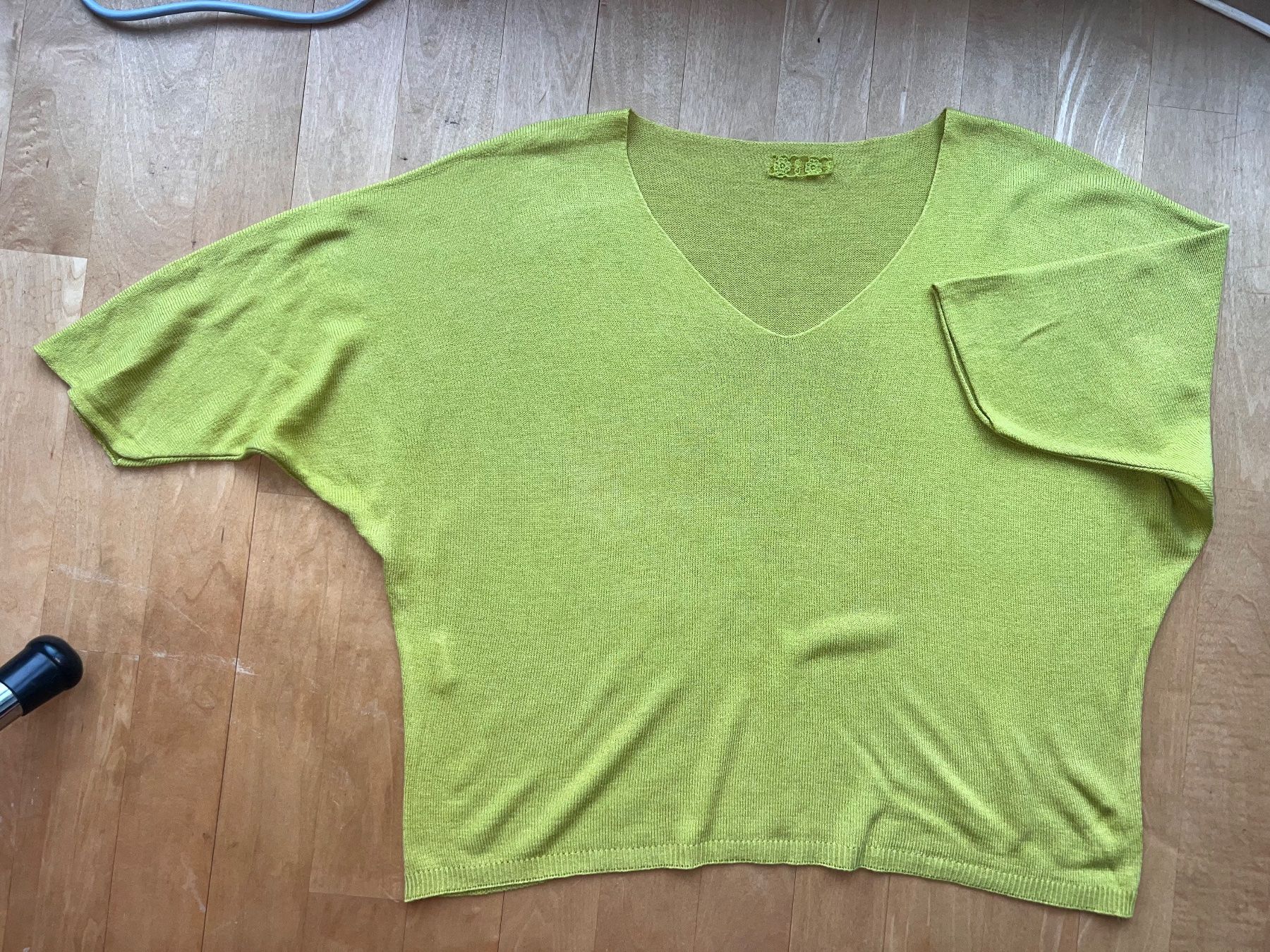 Maglioni & Felpe: Feiner kurzer Pullover 42 neu – Nuovo (secondo la descrizione) da Dornach venduto da samuti