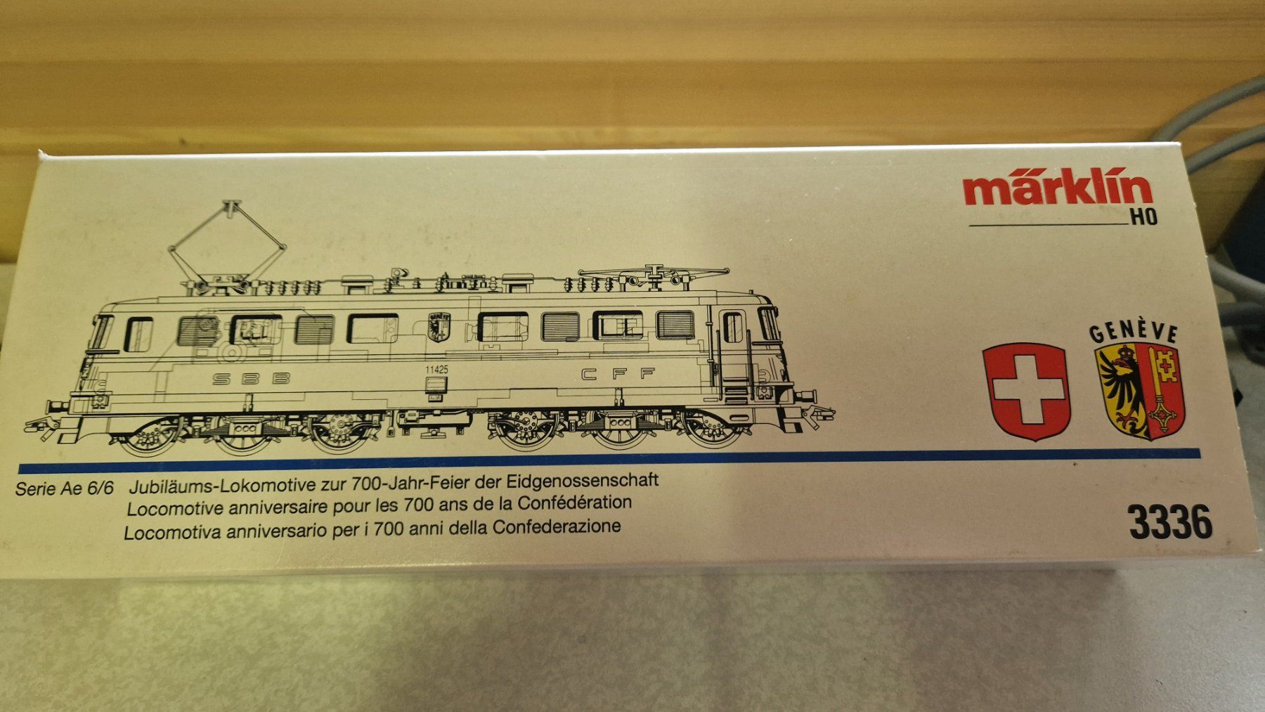 Märklin Modellini di ferrovie: Marklin 3336 Ae 6/6 Genève de Marklin avec décodeur ESU – Usato da Crésuz venduto da lechat07 6
