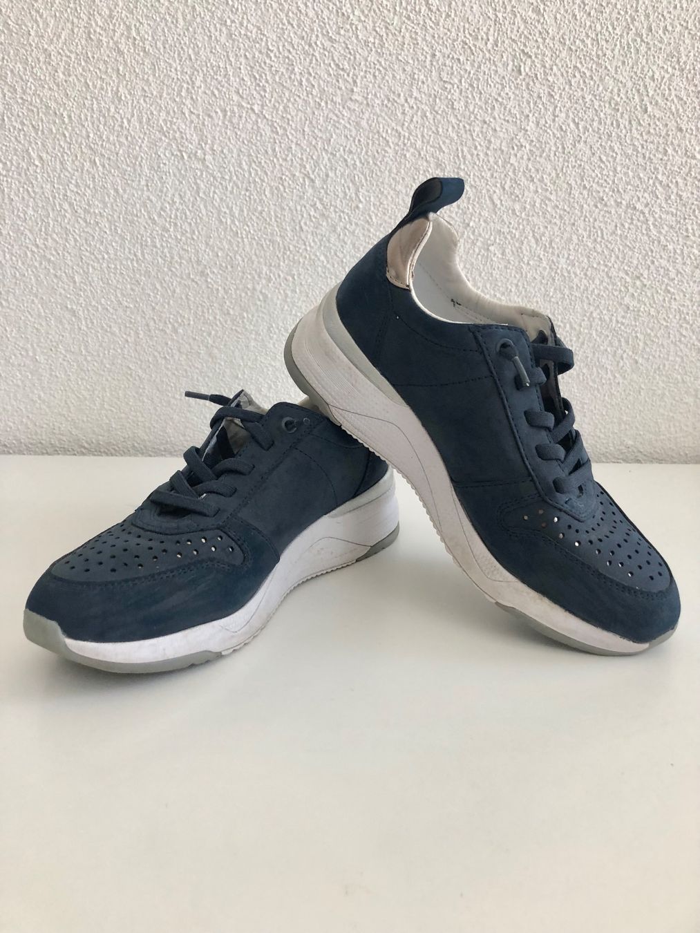 Bugatti Scarpe da donna: Bugatti Schuhe Gr 36 – Usato da Egg b. Zürich venduto da egg2665