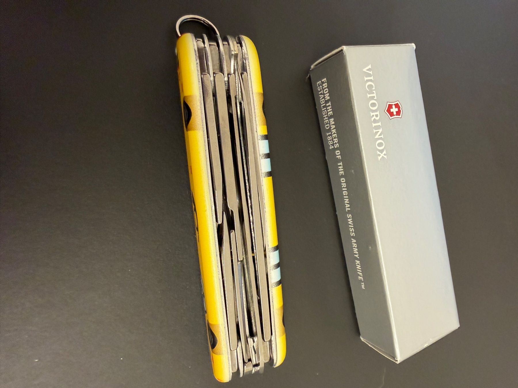 Victorinox Couteaux de poche: Taschenmesser Victorinox PostAuto – Neuf avec emballage d'origine à Solothurn par Tschupaloni 2