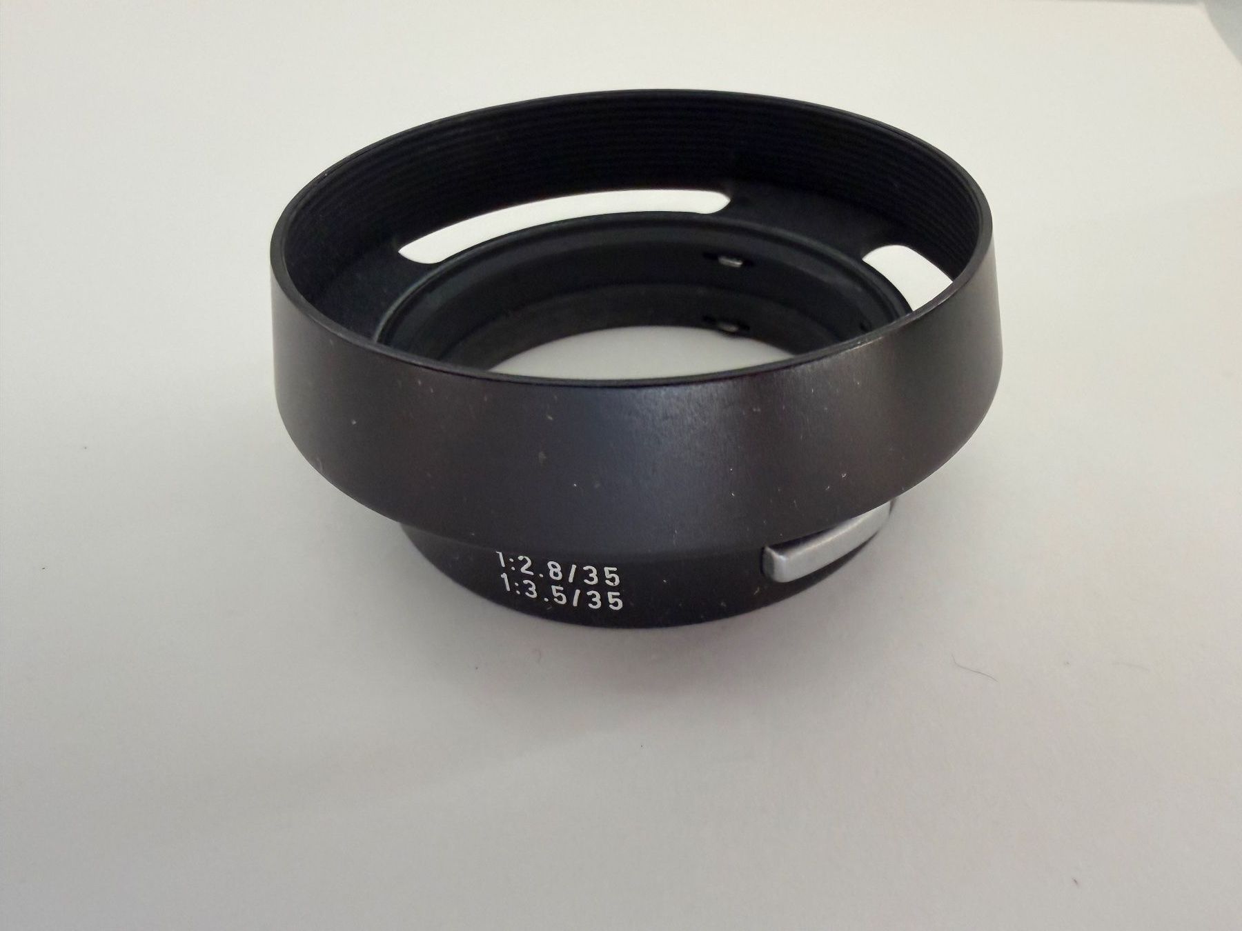 Leica Obiettivi: LEITZ WETZLAR Streulichtblende Neuwertig !!! – Usato da Wettingen venduto da Ansaja 2