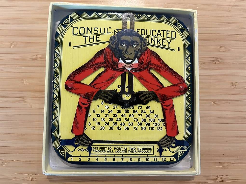 Calcolatrici tascabili: Rechenhilfe - The Educated Monkey (Consul - Replika) – Usato da Buus venduto da Frodo24